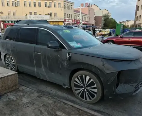 预计售价40万级 比亚迪王朝全新大型SUV实车曝光