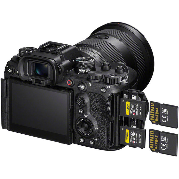 5167428.jpg_p-w730 索尼推出全新CF4.0储存卡 最高1920GB+1700MB/s写入