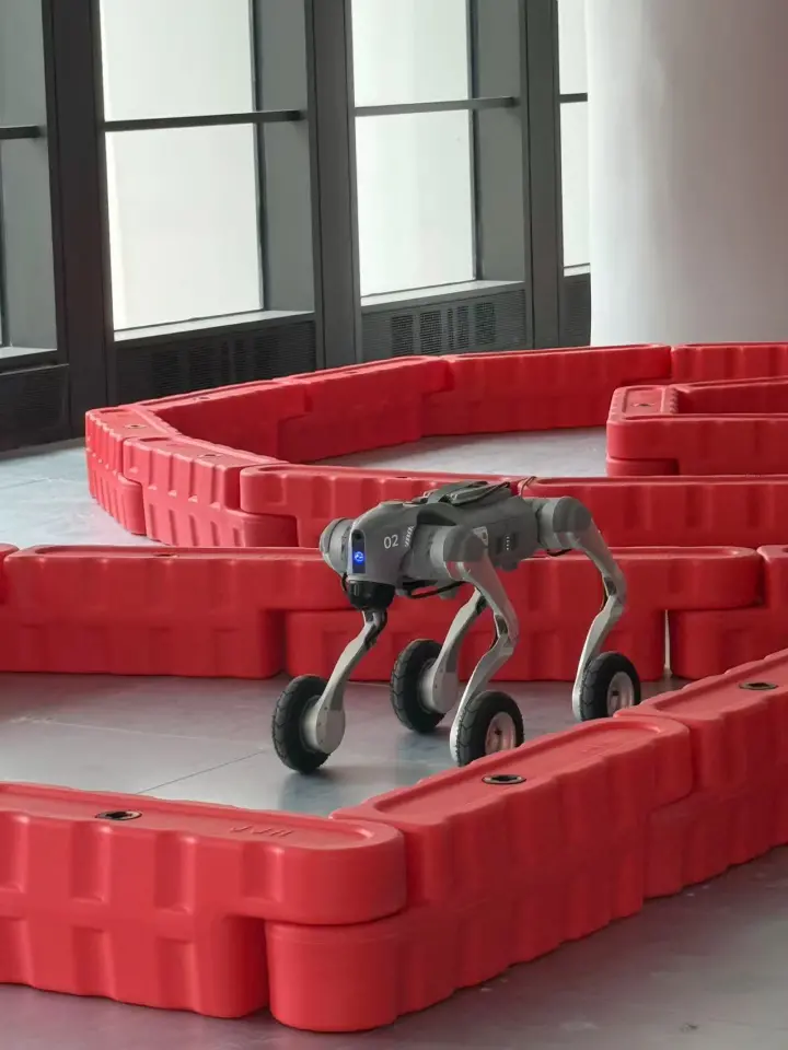 C2AB64D158729A69719D5D5832C451F7AA882796_size472_w720_h960