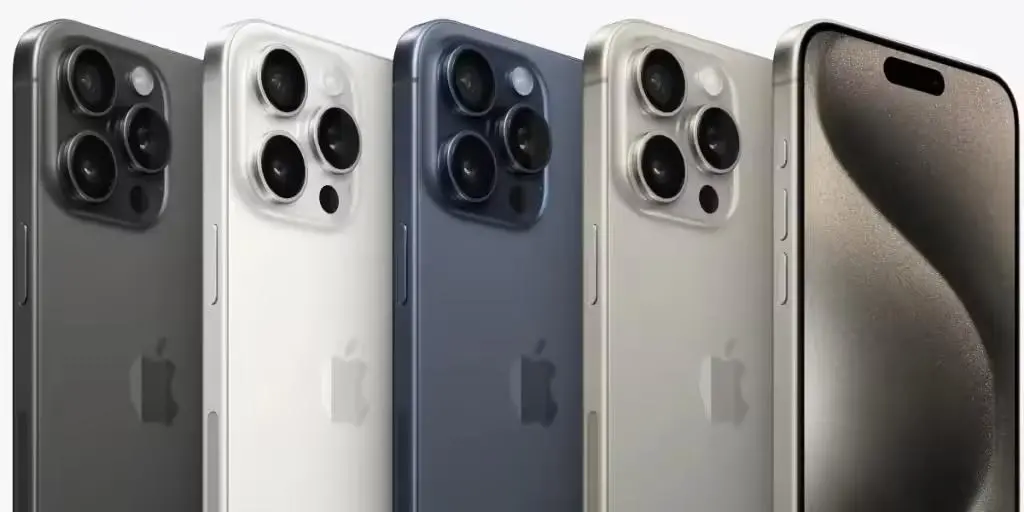 267A67DD9412234F4B6071271221E76C884D026F_size42_w1024_h512 毫米波信号难穿透:苹果iPhone 17 Pro美版顶部新增玻璃开孔,用于5G mmWave天线