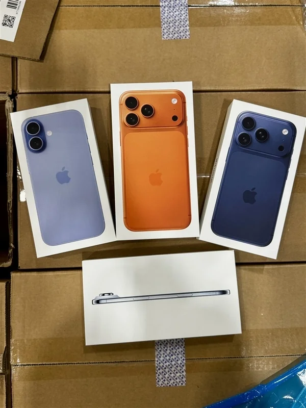 B4F814F85ECB2B8C220E7F461813DDDCC5D0BA95_size312_w600_h800 苹果iPhone 17全系包装盒亮相:继续环保 无塑封、无充电头